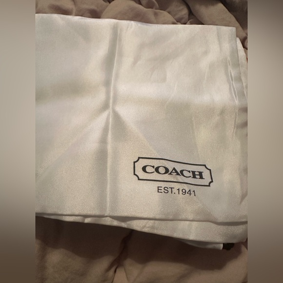 Authentic Coach Vintage Orange and White Clutch! NWT! Rare!